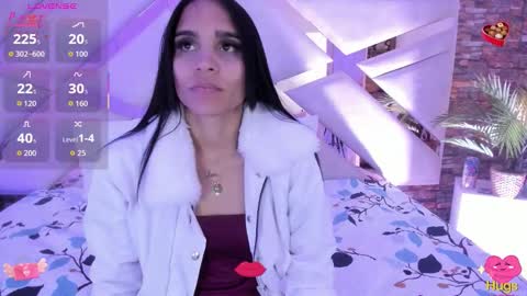 Sophia Paris online show from February 15, 2026, 3:25 am