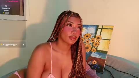 Snapshot of sophiabloss chatting on July 9, 2026, 1:42 am Sophie online show from July 9, 2026, 1:42 am