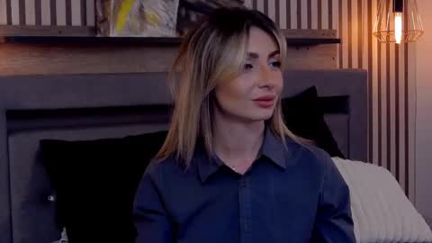 Sophia Lace online show from May 29, 2026, 3:59 am