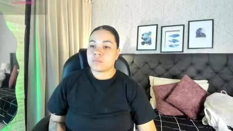 sophie__blare online show from June 16, 2026, 7:05 pm