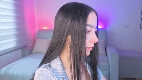 Sophie  online show from May 29, 2026, 2:59 pm