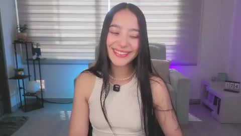 Snapshot of sophie_bbs chatting on June 24, 2026, 4:39 pm Sophie online show from June 24, 2026, 4:39 pm