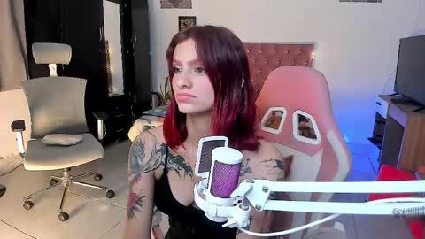 Snapshot of sophie_dolly_ chatting on June 6, 2026, 2:05 am sophie doll online show from June 6, 2026, 2:05 am