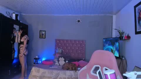 Snapshot of sophie_dolly_ chatting on July 19, 2026, 7:50 pm sophie doll online show from July 19, 2026, 7:50 pm