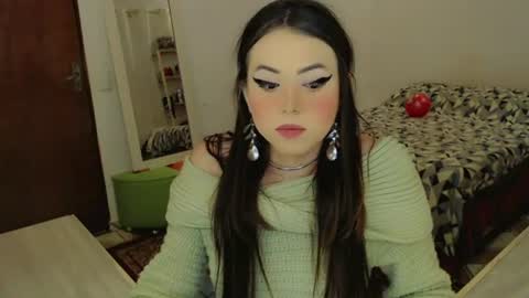 Snapshot of sophie_fantasy_hot chatting on June 22, 2026, 4:20 am Sophie Fantasys online show from June 22, 2026, 4:20 am