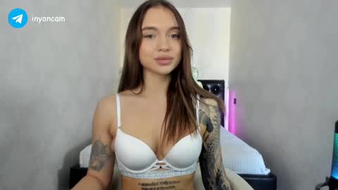 Sonya  online show from February 20, 2025, 7:01 am