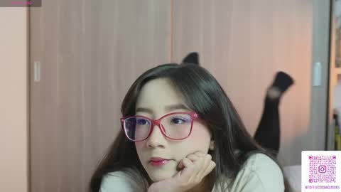 Snapshot of sophie_lii chatting on April 25, 2026, 10:51 pm Sophie or Sof online show from April 25, 2026, 10:51 pm