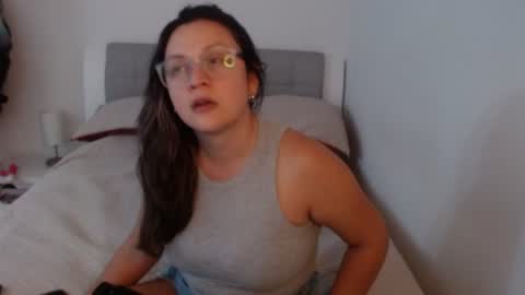 Snapshot of sophie_lopez1 chatting on July 20, 2026, 4:16 am Sofa online show from July 20, 2026, 4:16 am