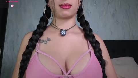 Snapshot of sophie_x1 chatting on June 25, 2026, 1:38 am Sophie online show from June 25, 2026, 1:38 am