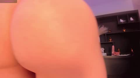 Sophie online show from February 16, 2025, 6:32 am