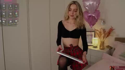 Snapshot of sophiebelll chatting on March 14, 2026, 11:37 am sophiebelll online show from March 14, 2026, 11:37 am