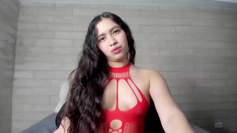 sophiebellucci online show from October 11, 2025, 9:30 am