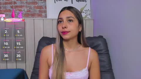 Sophie online show from September 24, 2025, 11:46 am