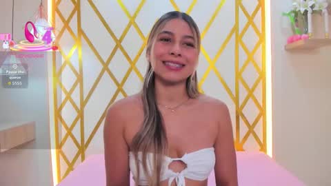 Sophie online show from March 21, 2026, 12:21 pm