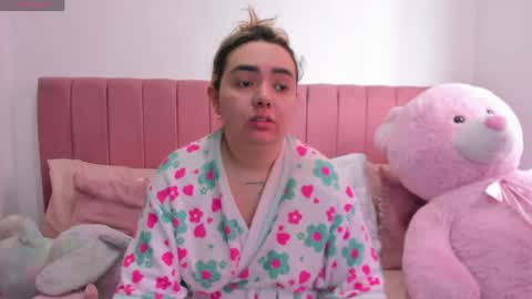 sophiee rosee online show from June 8, 2026, 3:56 pm