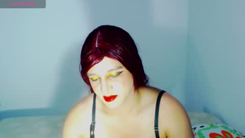 Snapshot of sophiehillsxo chatting on July 8, 2026, 7:02 am sophiehillsxo online show from July 8, 2026, 7:02 am