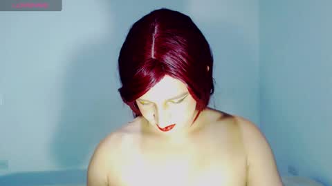 Snapshot of sophiehillsxo chatting on July 10, 2026, 7:12 am sophiehillsxo online show from July 10, 2026, 7:12 am