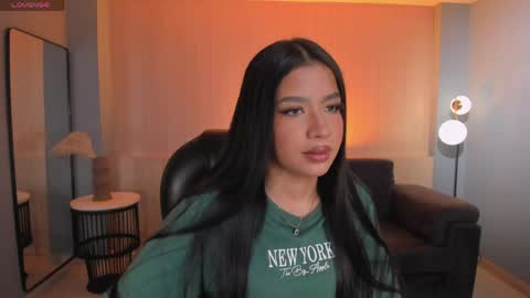 Sophie Houston online show from June 2, 2026, 2:24 am