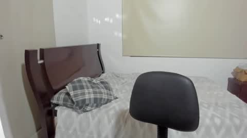 Sophia online show from January 18, 2026, 12:58 am