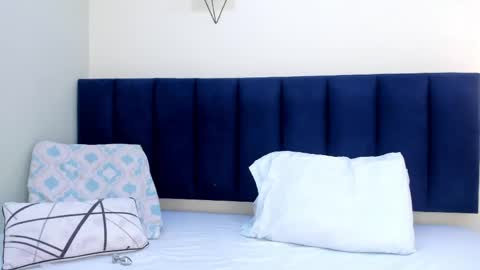 sophieturner_mg online show from May 15, 2026, 7:10 pm