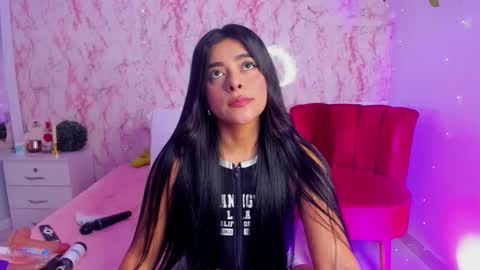 Snapshot of sophiiewilson chatting on February 3, 2026, 2:21 am Sophie Wilson online show from February 3, 2026, 2:21 am