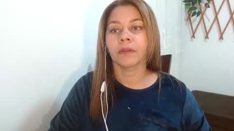 Snapshot of sophisem chatting on January 18, 2026, 7:23 am sophisem online show from January 18, 2026, 7:23 am