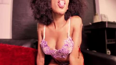 Snapshot of sophye_ebanov chatting on April 3, 2026, 12:41 am SEE U HERE OF online show from April 3, 2026, 12:41 am