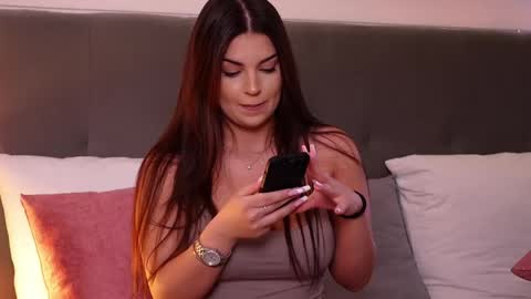 Snapshot of sophyssecret chatting on June 8, 2026, 9:04 pm SophysSecret online show from June 8, 2026, 9:04 pm