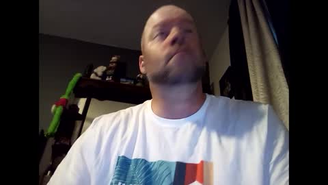 Snapshot of soro00421 chatting on September 10, 2025, 12:27 pm soro00421 online show from September 10, 2025, 12:27 pm