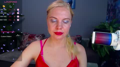 Snapshot of soul_liza chatting on June 25, 2026, 2:00 am Lisa online show from June 25, 2026, 2:00 am