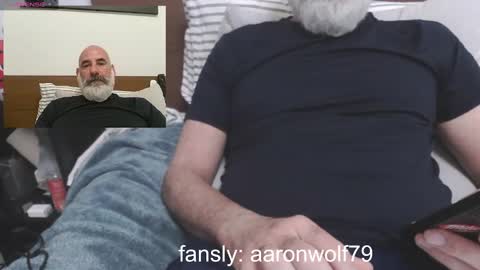 Snapshot of soyelpoti79 chatting on October 4, 2025, 1:53 pm WhiteWolfFL online show from October 4, 2025, 1:53 pm