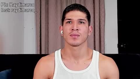 Snapshot of soyraydimarco_ chatting on October 9, 2025, 10:30 pm RayDimarco  independent model online show from October 9, 2025, 10:30 pm