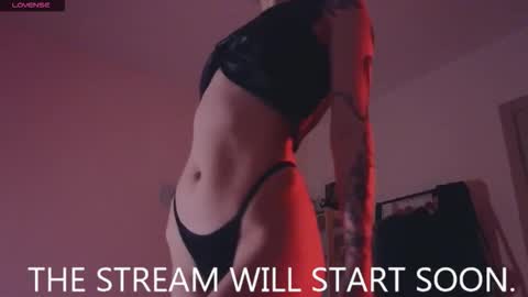 Snapshot of space_x_roxy chatting on September 21, 2025, 6:09 pm Roxy online show from September 21, 2025, 6:09 pm