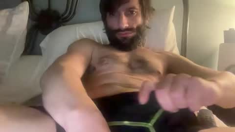 TrndSettrz online show from January 30, 2025, 7:18 am