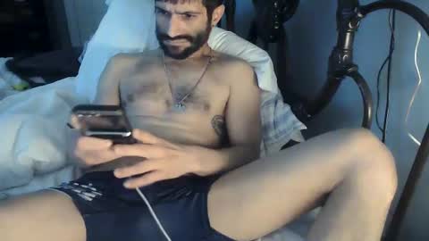 TrndSettrz online show from February 10, 2025, 7:47 am