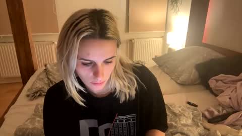 Spacegirl online show from December 19, 2024, 5:18 pm