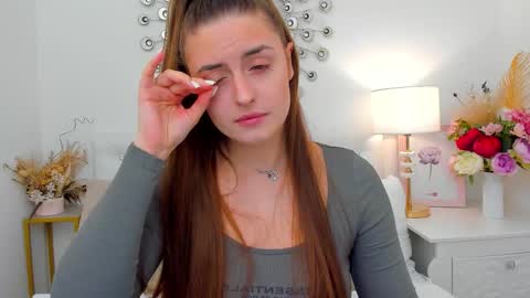 Snapshot of spacelady_ chatting on March 24, 2026, 3:28 pm Julia online show from March 24, 2026, 3:28 pm