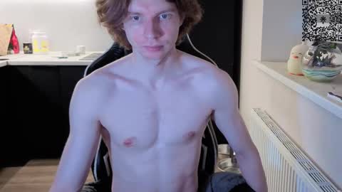 Snapshot of spaisenok chatting on October 20, 2025, 11:38 pm Mike online show from October 20, 2025, 11:38 pm