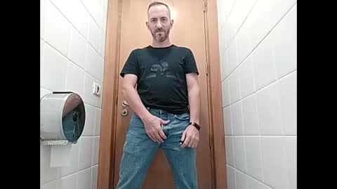 Manu  online show from October 21, 2025, 1:12 pm