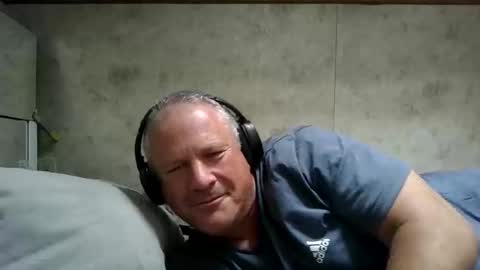 Slave online show from March 23, 2026, 4:44 pm