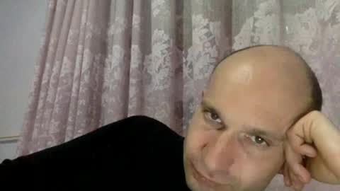 Snapshot of sparei7 chatting on February 7, 2025, 6:02 pm Snaiky online show from February 7, 2025, 6:02 pm