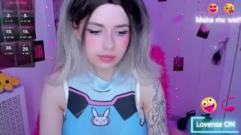  SparkleMona  online show from February 18, 2025, 4:58 am