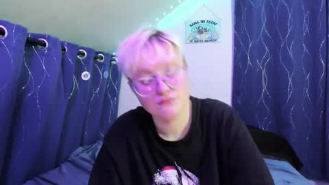 Atticus Pendragon online show from November 19, 2025, 6:46 am