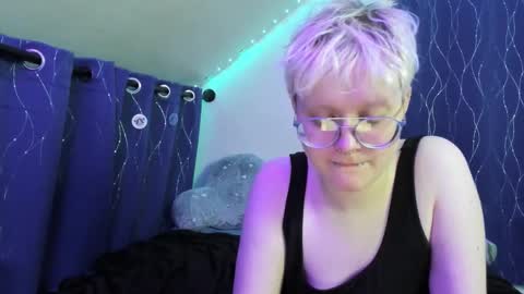 Atticus Pendragon online show from November 25, 2025, 7:36 pm