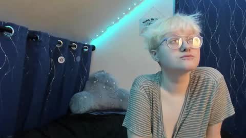 Atticus Pendragon online show from December 4, 2025, 1:15 am