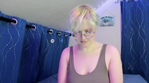 Atticus Pendragon online show from February 11, 2026, 3:33 am