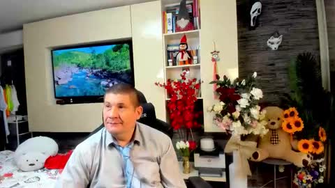 Snapshot of spartandaddy48 chatting on May 18, 2026, 7:20 pm Spartan online show from May 18, 2026, 7:20 pm
