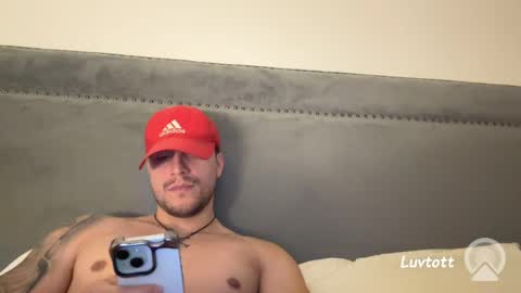 Snapshot of spartazzz chatting on May 30, 2026, 3:03 am spartazzz online show from May 30, 2026, 3:03 am