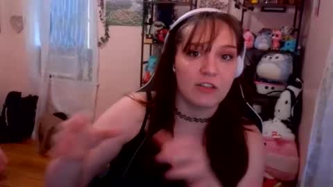 Snapshot of spawnofademon chatting on June 2, 2026, 1:35 pm spawnofademon online show from June 2, 2026, 1:35 pm