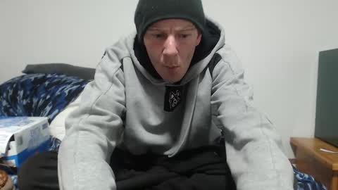 spazzy2 online show from November 3, 2025, 7:59 pm